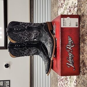 Johnny Ringo Ladies Studded black boots size 7.5